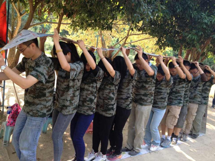 东海航空趣味拓展活动