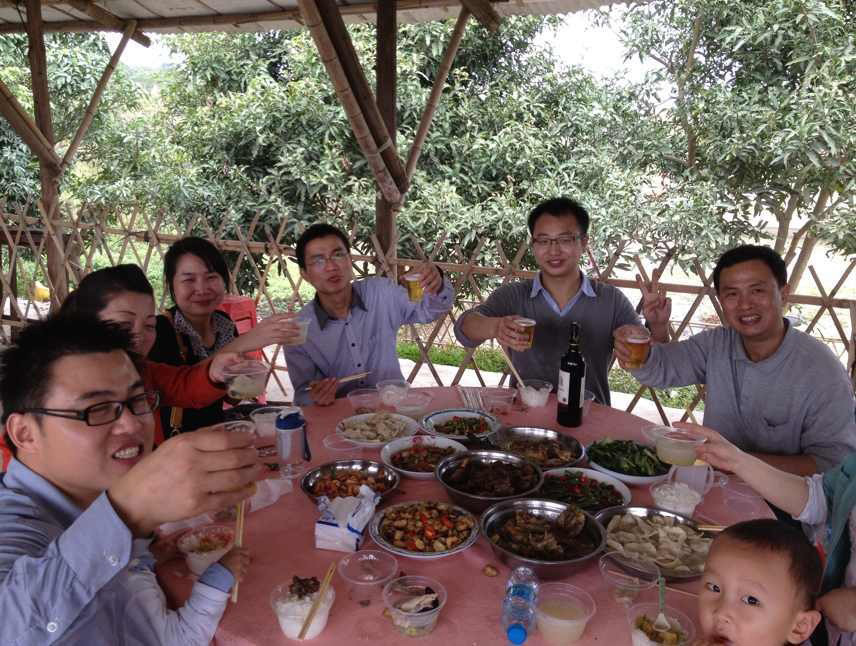 东江集团.奥斯翰外语学校活动