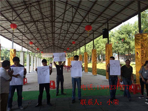 中大骄子集聚在光明南澳开心农庄。