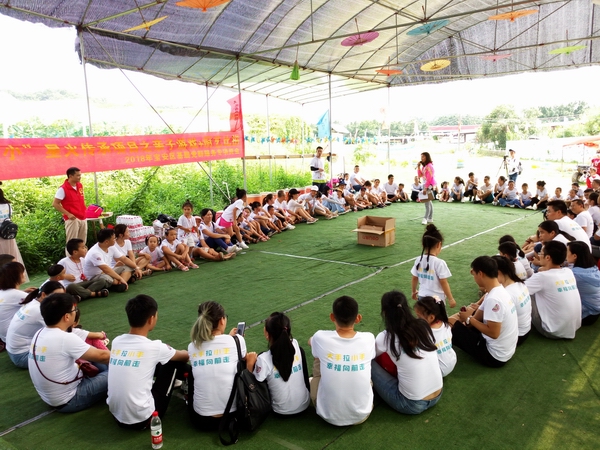 “敬老带小”星火传承项目之亲子游戏+厨艺比拼亲子游